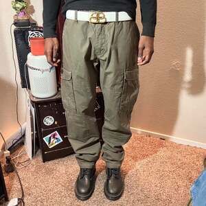 H&M L.O.G.G. Olive Green Cargo Pants - Men's Size 34 Utility Military Style